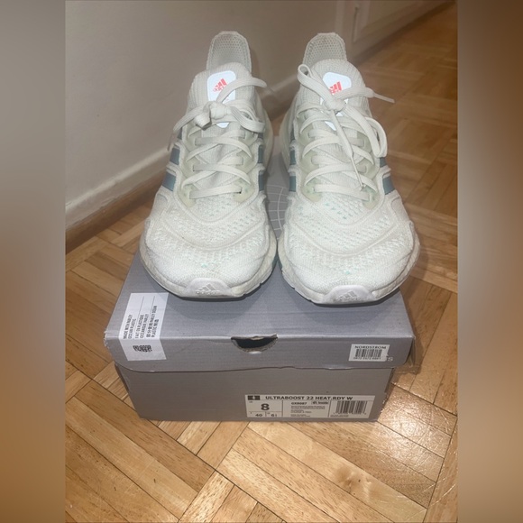 adidas Ultraboost 22
HEAT.RDY Running Shoe (Women) - Picture 13 of 16